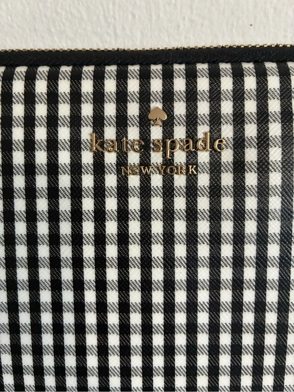 kate spade Black & White Gingham Zip Large Laptop Case with Gold Logo